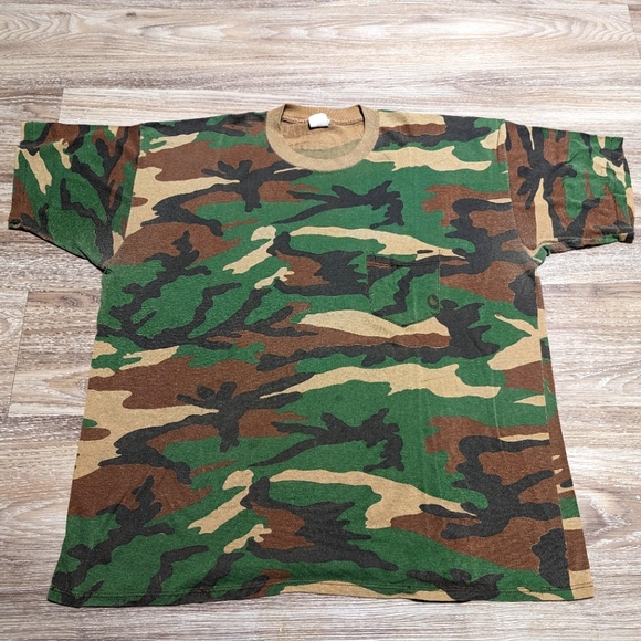 Camo Shirts Vintage Mens Camo Hunting T Shirt Size Xl 8s 90s Poshmark